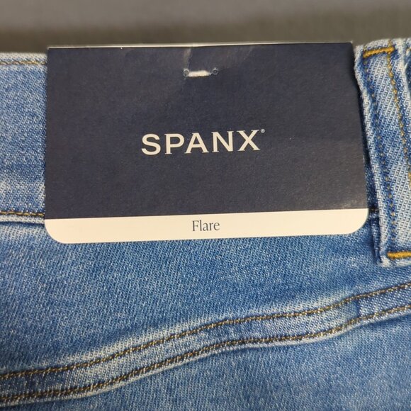 Spanx Jeans Women's L Stonewashed Blue Flare High Rise SPANXshape EveryWear NWT - Picture 4 of 16